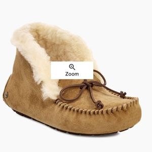 UGG - Alena Indoor Outdoor Slipper - NEW WITH BOX